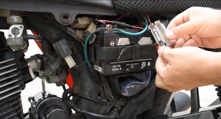 ¿Por Qué Mi Moto No Enciende Pero Sí Tiene Batería?